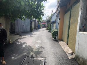 BÁN ĐẤT TẶNG NHÀ HẺM XE HƠI CHỈ 5TY MT 9M 83M2 NGUYỄN ẢNH THỦ HIỆP THÀNH Q12